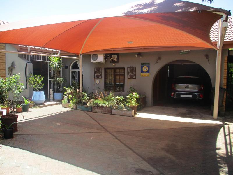 4 Bedroom Property for Sale in Fichardt Park Free State